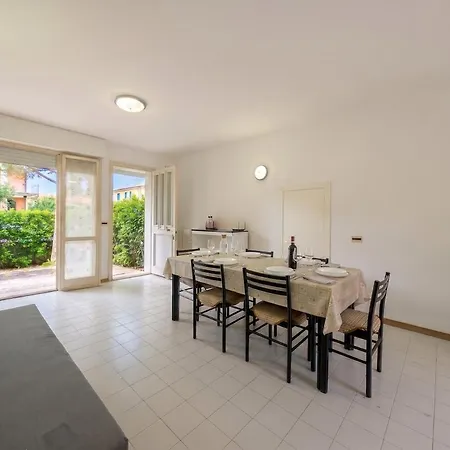 -cortile Privato- 2 Min Dal Mare Wifi Ac Διαμέρισμα
